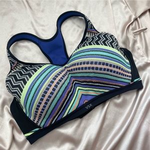 Victoria’s Secret VSX Racerback Sports Bra 40DD